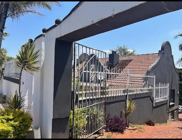 3 BEDROOM PROPERTY TO RENT IN OVERPORT